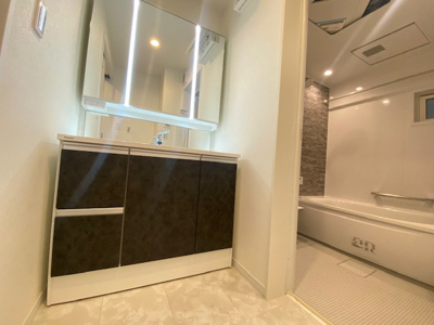 【前面道路含む現地写真】 | 売地/碑文谷3丁目 | 前面道路6.0m公道面　車通リが少なく車庫入れも入れやすいです。