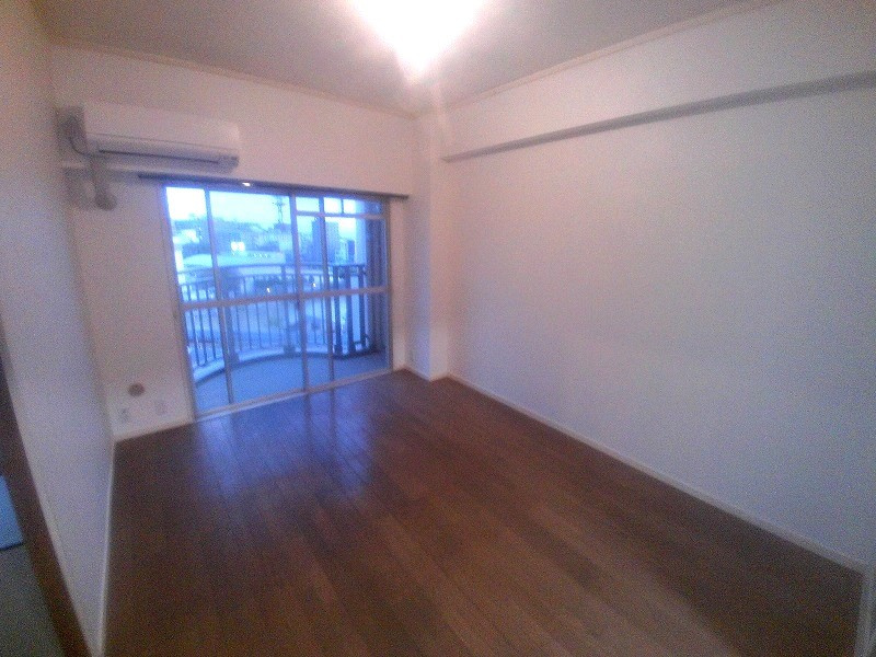 リバーサイドパレス明石の居間・リビング