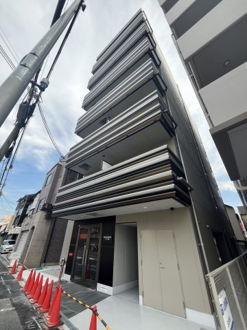 メゾン上小阪の外観