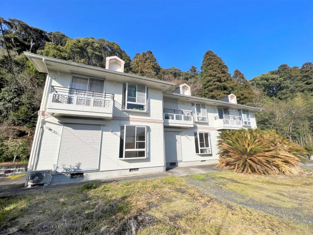 サンフロアーイスミの外観