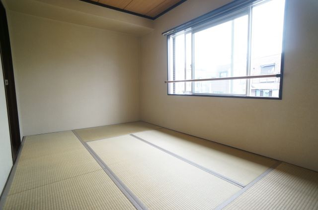 エクセルコート安倉の和室|参考、同建物・同間取りの号室