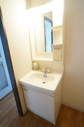 エクセルコート安倉の洗面所|参考、同建物・同間取りの号室
