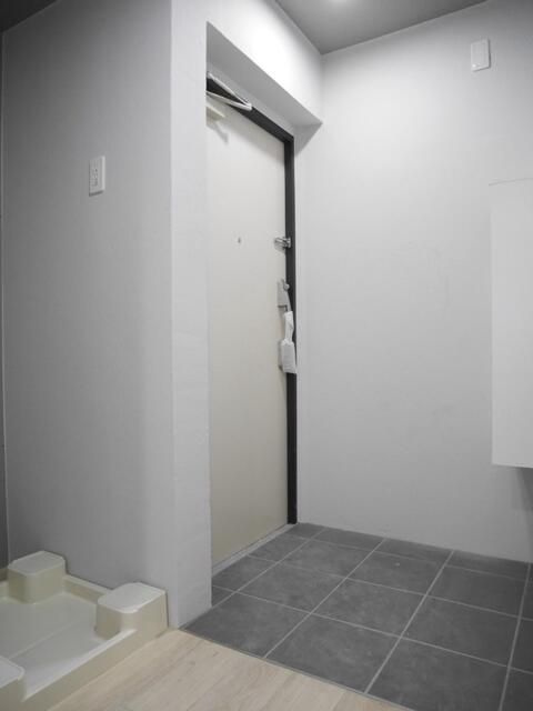 ＨＷ．ＨＩＬＬＳ（幡ヶ谷Ⅱ）の玄関