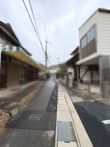 長岡京市奥海印寺門ノ町の前面道路含む現地写真