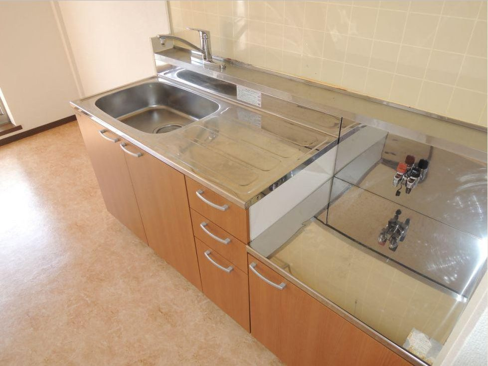 サンライズ（朝日３丁目）のキッチン|★２口ガスコンロ設置可・都市ガス仕様★