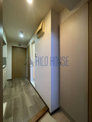 カサル・ミーサの玄関