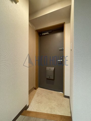 カサル・ミーサの玄関