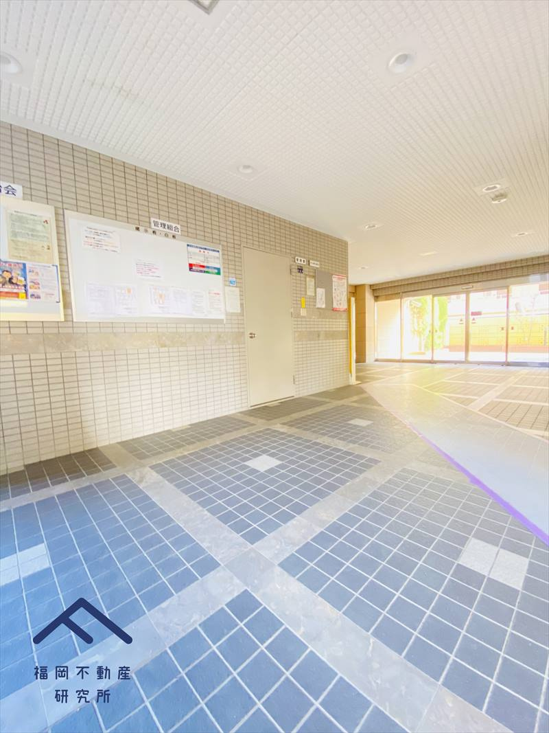 ロワールマンション和白5のエントランス