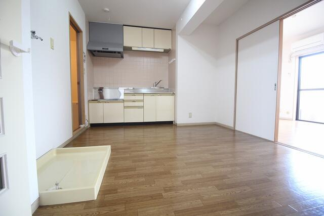 石垣ハイツの居間・リビング