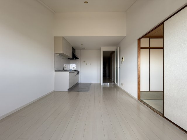 ライフイン水月の居間・リビング