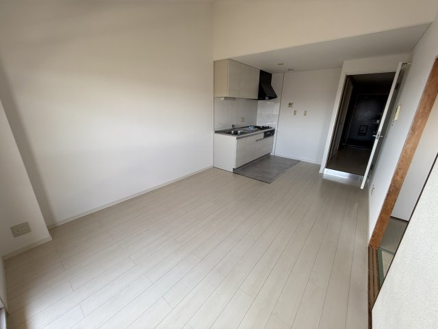 ライフイン水月の居間・リビング