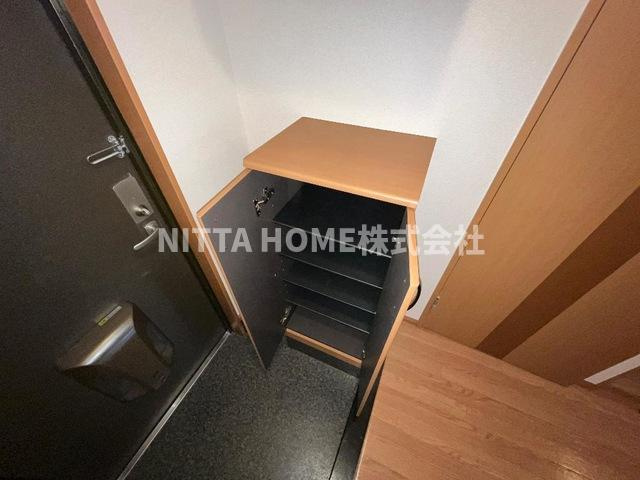 昴ーすばるーのその他|玄関についているシューズボックスになります◎