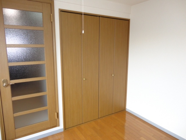 松下ハイツ瑞穂通の収納