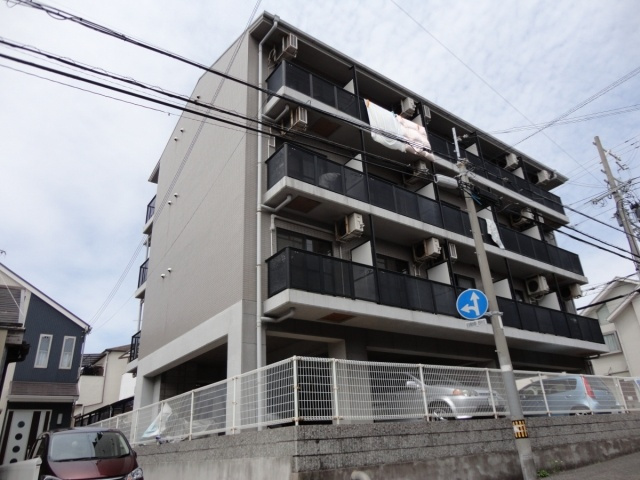 松下ハイツ瑞穂通の外観