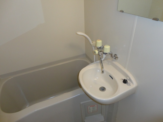 松下ハイツ瑞穂通の浴室