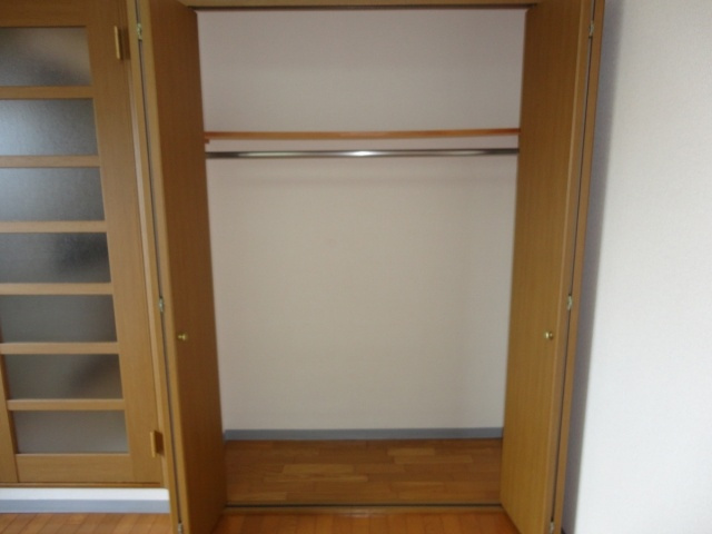 松下ハイツ瑞穂通の収納