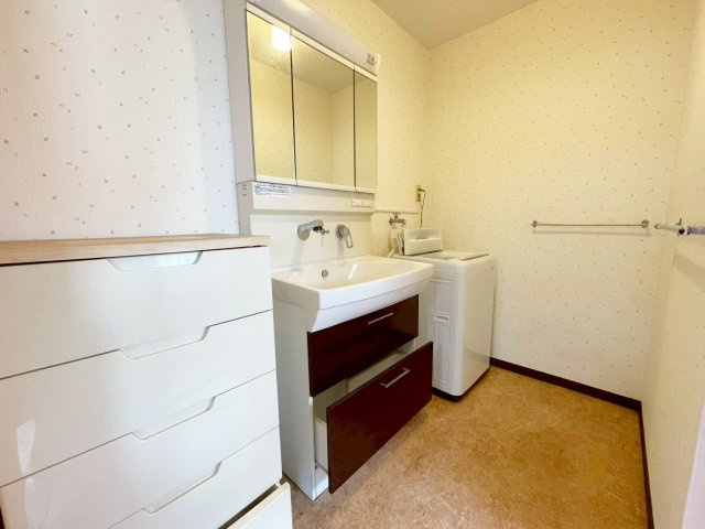 貸戸建　保津町六条口の洗面所|1階