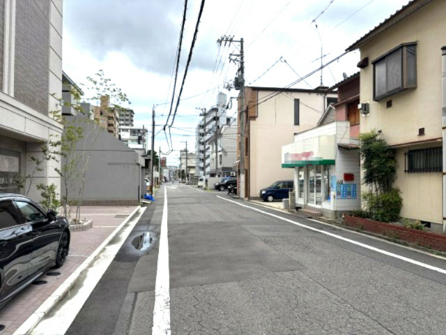 舟入幸町【解体更地渡し】２９８０万円の前面道路含む現地写真|前面道路含む現地写真です