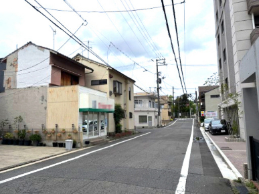 舟入幸町【解体更地渡し】２９８０万円の前面道路含む現地写真|前面道路含む現地写真です
