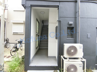 【エントランス】 | メビウス駒ヶ林レジデンス