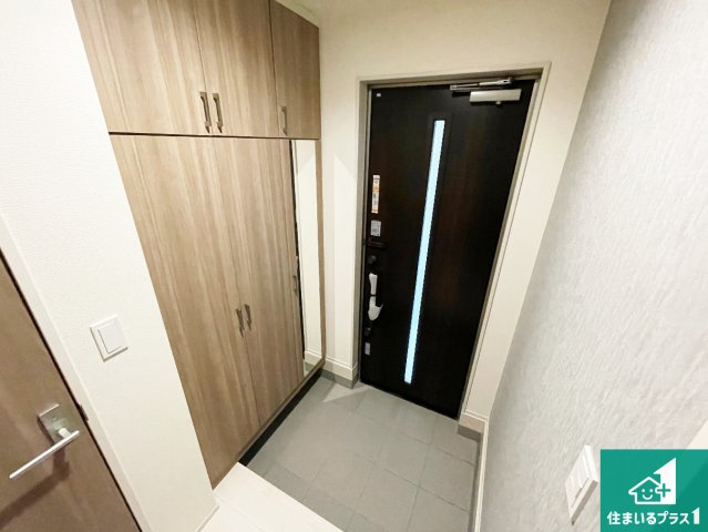 枚方市甲斐田町　新築一戸建ての外観|周辺は落ち着いた街並みの住宅地！子育てがしやすい住環境です！まだ未完成ですが、現地でしかわからない事もございます。是非一度ご覧ください。