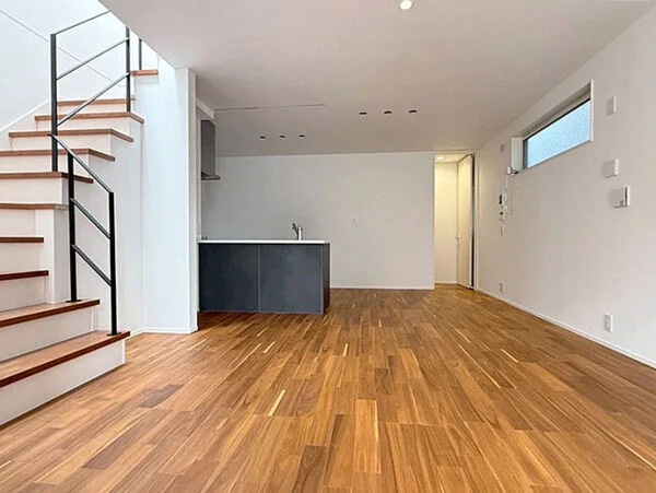 練馬区南大泉3丁目　子育て最適環境　南道路の限定2棟の外観|2号棟