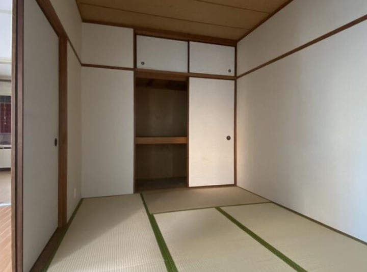 ドミール学園前Ⅱの和室
