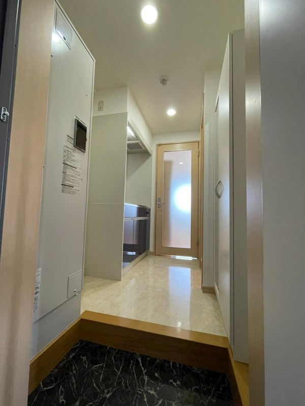 グレイスシャトー王子の玄関