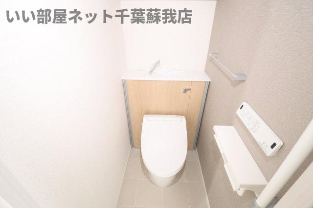スアヴィス千葉のトイレ|ゆったりとした空間のトイレです