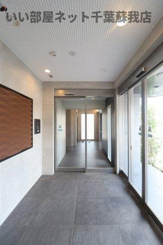 スアヴィス千葉のエントランス|毎日通るエントランスはこのようになっています