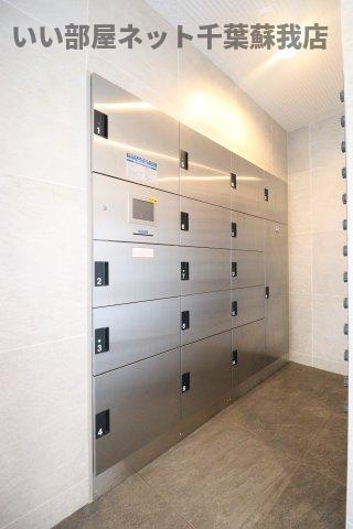 スアヴィス千葉のロビー|宅配ボックスがあると、自分の時間を有効活用できますね！