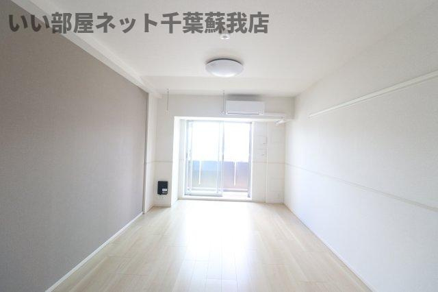 スアヴィス千葉の寝室|ゆとりの広さです