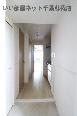 スアヴィス千葉の玄関|ゆったりとした玄関です