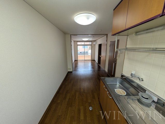 サンヒルズ鷹丘 Cのキッチン