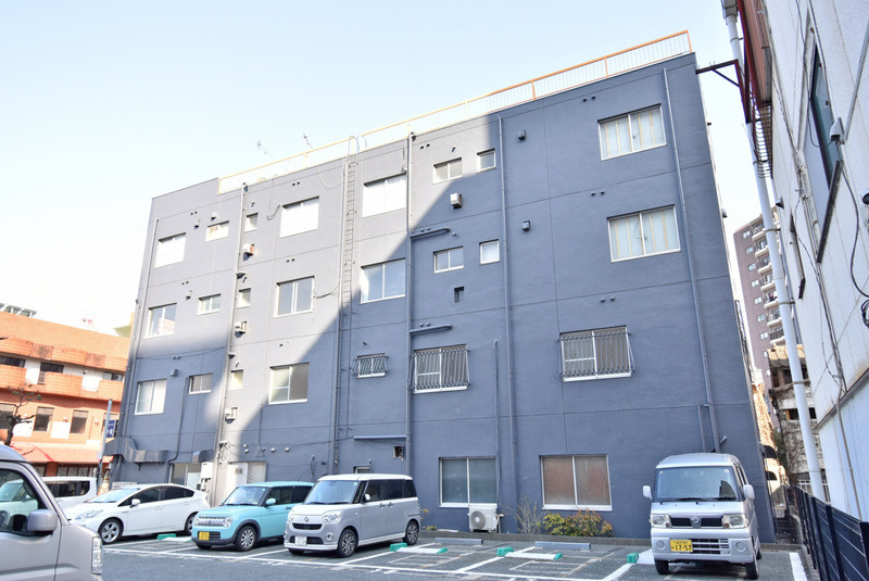 プランドール六ツ門Ⅱ の駐車場