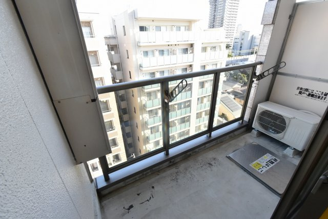 レザムルーズ西宮のバルコニー