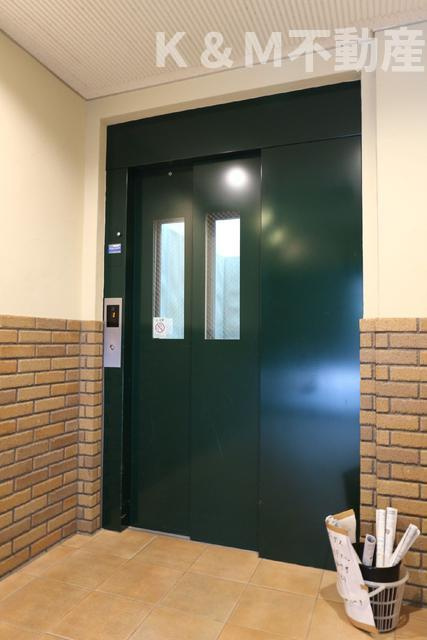 ルネス・フィエスタのロビー|毎日通るロビーはこのようになっています