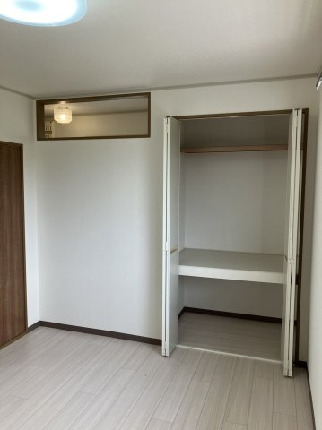 パストラルコートの洋室