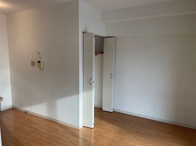 伊藤ビルの寝室