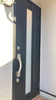 【玄関】 | 草加市中根3丁目　中古一戸建て