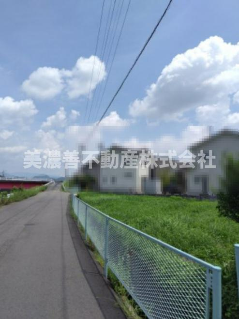 ６５８１０　岐阜市粟野西４丁目土地のその他