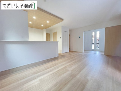 【玄関】 | GRAFARE 鴻巣市吹上　新築住宅 | 現地(2025年11月撮影)