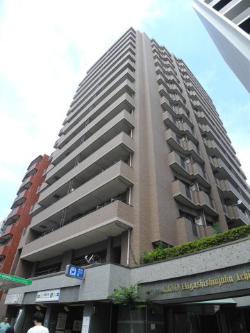 クリオ東新宿壱番館の外観