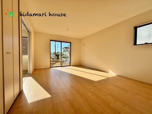 川島町上伊草　新築戸建　リーブルガーデン01の居間・リビング