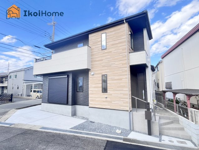 神戸市西区玉津町高津橋1期　新築戸建の外観|【ホームページに現地動画掲載中】●年中無休：当日予約可●南西角地！LDK22帖♪駐車スペース2台！