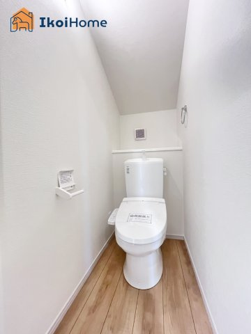 神戸市西区玉津町高津橋1期　新築戸建のトイレ|【ホームページに現地動画掲載中】●年中無休：当日予約可●トイレが2か所あるので夜中も楽ちん。