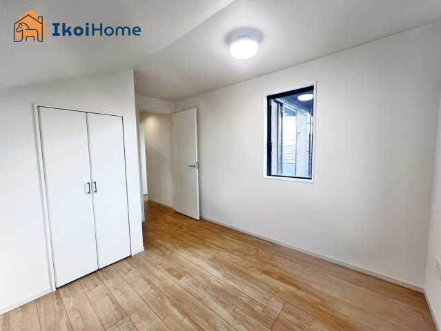 神戸市西区玉津町高津橋1期　新築戸建の寝室|【ホームページに現地動画掲載中】●年中無休：当日予約可●収納スペースも広く収納豊富で便利です！