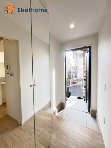 神戸市西区玉津町高津橋1期　新築戸建の収納|【ホームページに現地動画掲載中】●年中無休：当日予約可●大きな靴箱が付いています。