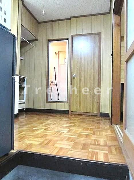 コーポミナミの玄関