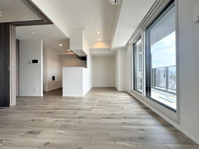 ONE ROOF RESIDENCE NISHINIPPORI の居間・リビング